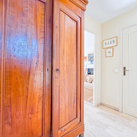 Montfleury - Comfortable Center Inn *