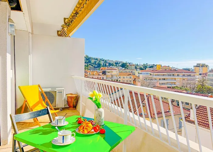 Montfleury - Comfortable Center イン